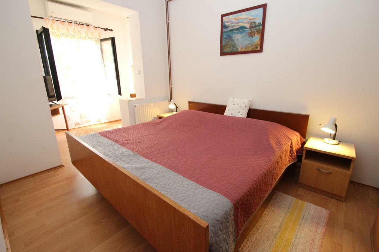Apartment Sasa Bozac Пореч Екстер'єр фото