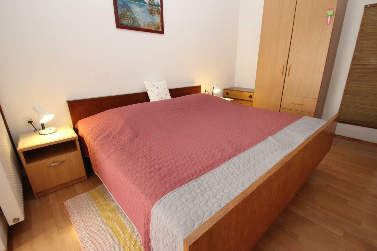 Apartment Sasa Bozac Пореч Екстер'єр фото