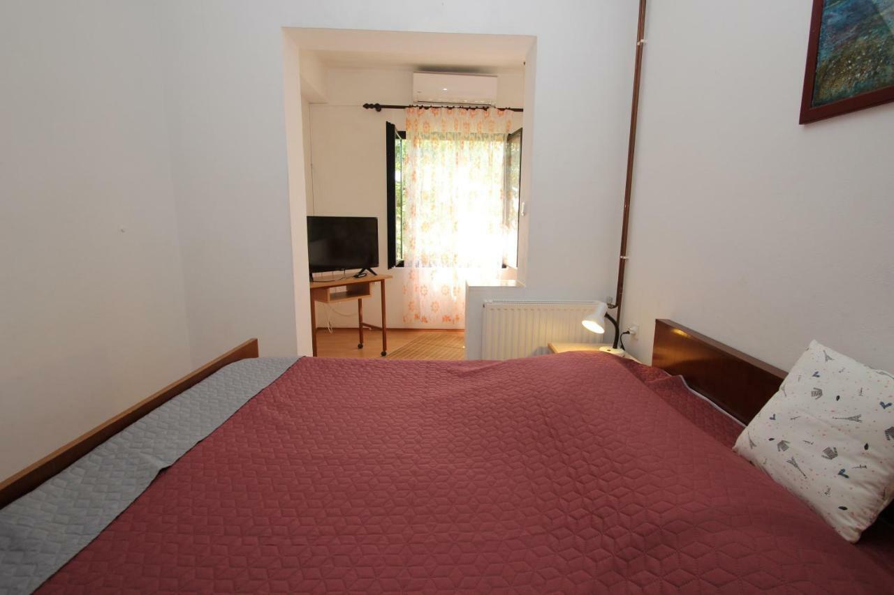 Apartment Sasa Bozac Пореч Екстер'єр фото