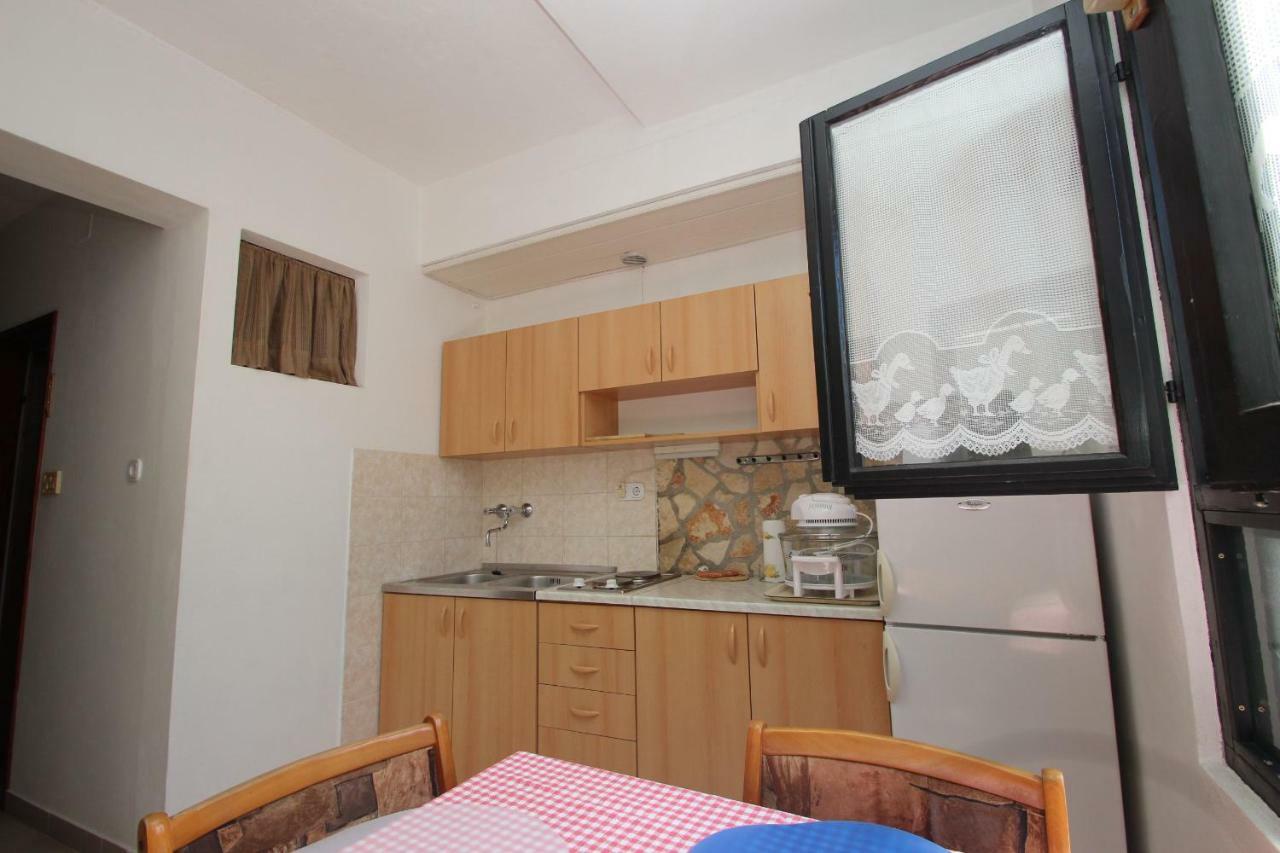 Apartment Sasa Bozac Пореч Екстер'єр фото